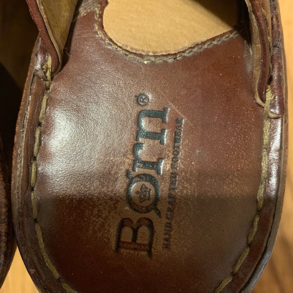 Born Clogs - Picture 2 of 3
